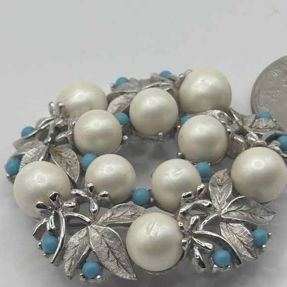 Sarah Cov Vintage Silver and White Brooch - Picture 4 of 4